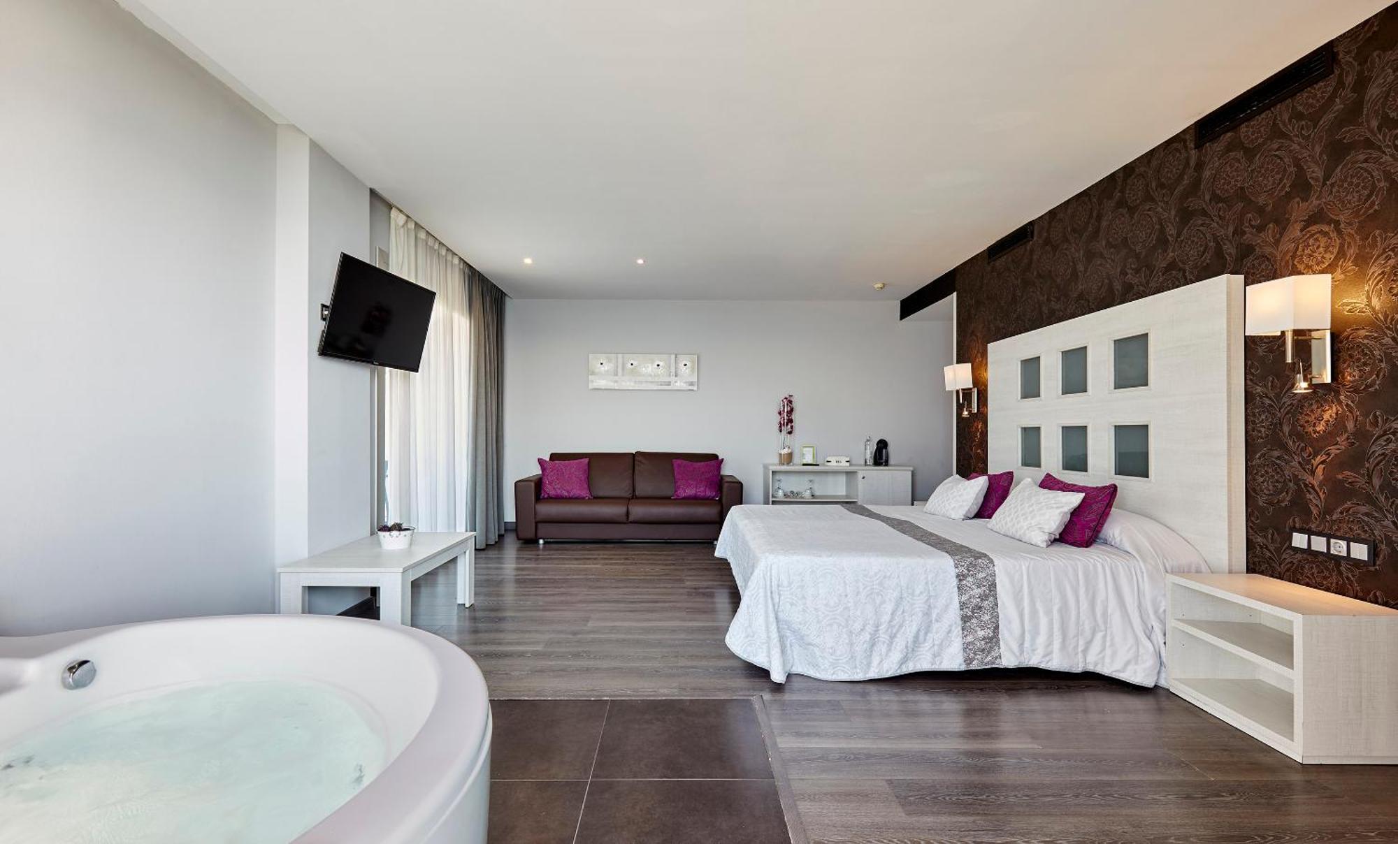 Hotel Surf Mar Lloret de Mar Quarto foto